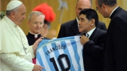 Karena Paus Fransiskus, Maradona Akhirnya kembali ke Gereja